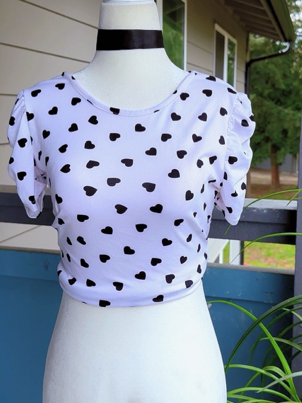 Women's White Heart Print Short Sleeve Top size S - Picture 3 of 5